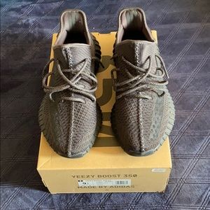 Yeezy boost 350 V2